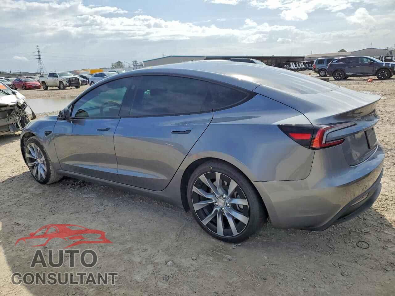 TESLA MODEL 3 2024 - 5YJ3E1EA9RF862198