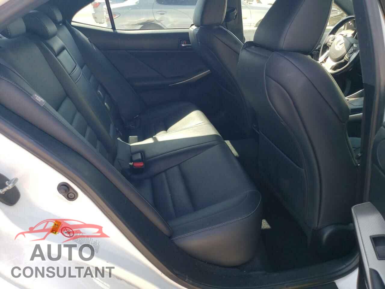 LEXUS IS 2016 - JTHBE1D21G5025707