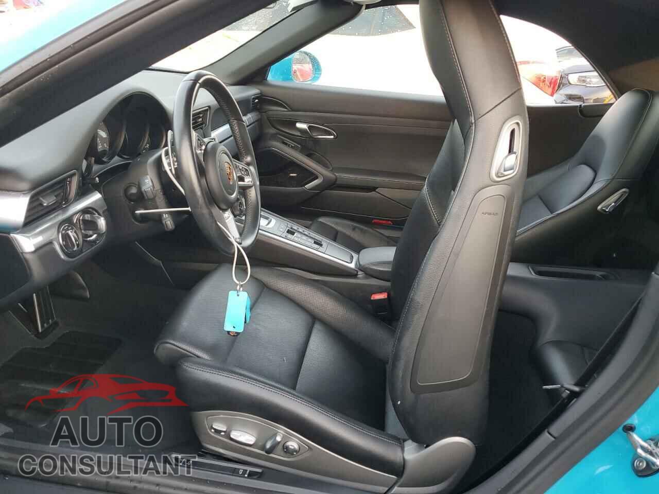 PORSCHE 911 2017 - WP0CB2A91HS156046