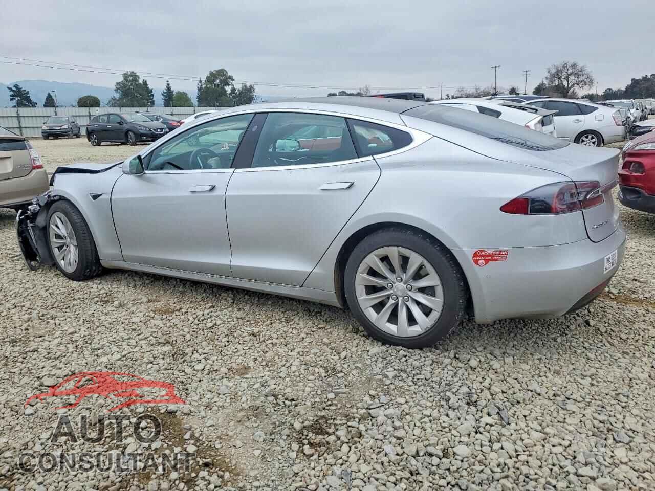 TESLA MODEL S 2017 - 5YJSA1E2XHF230079
