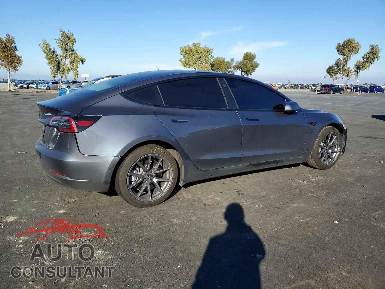 TESLA MODEL 3 2023 - 5YJ3E1EA9PF693703
