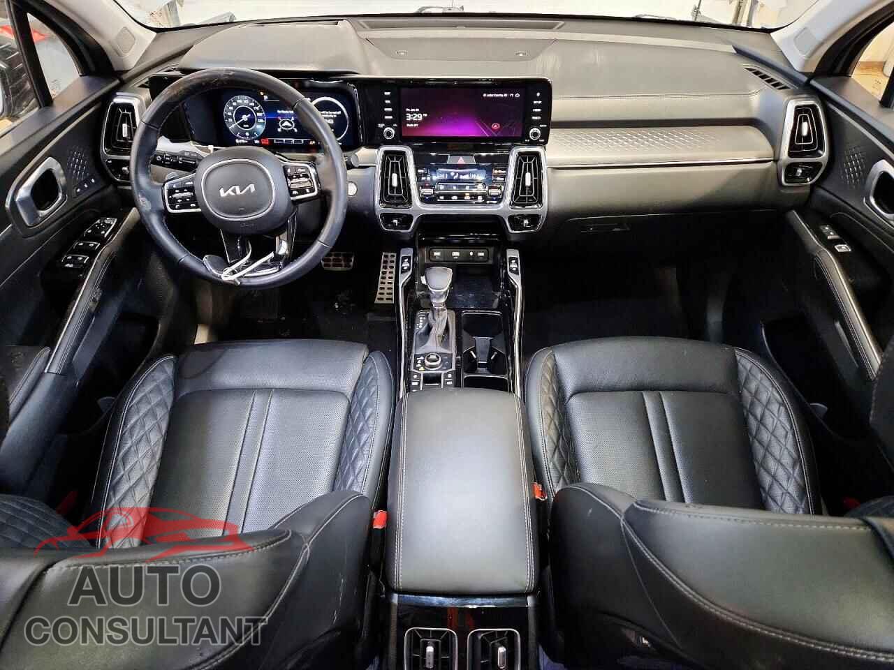 KIA SORENTO 2023 - 5XYRKDLF2PG213920