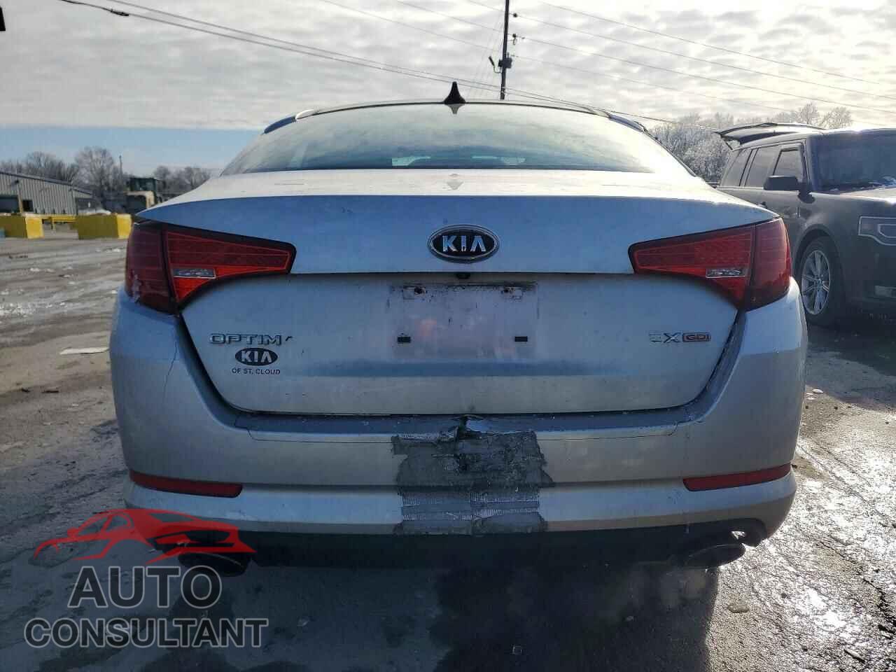 KIA OPTIMA 2011 - KNAGN4A73B5095028