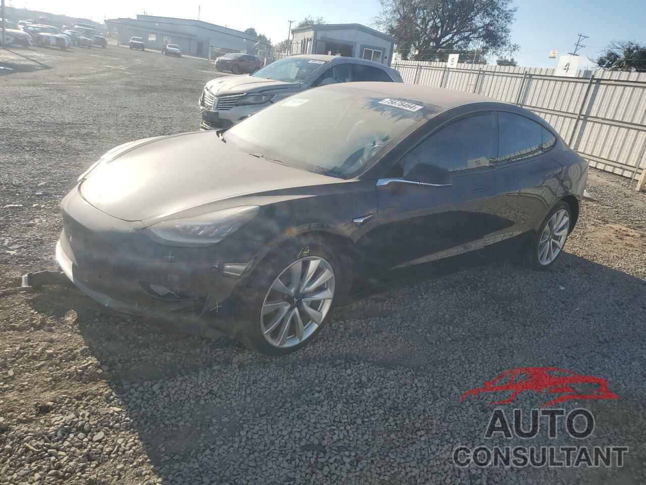 TESLA MODEL 3 2018 - 5YJ3E1EA2JF157389