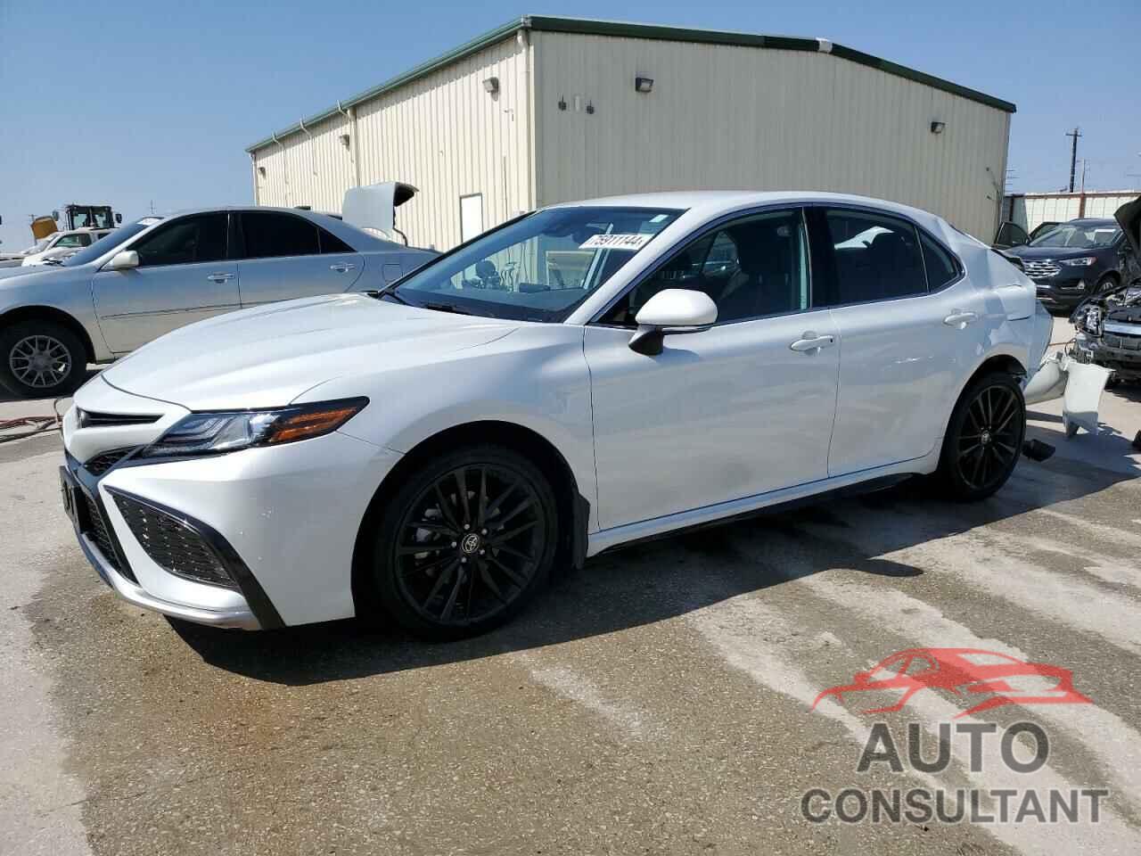 TOYOTA CAMRY 2021 - 4T1K61AK5MU587643