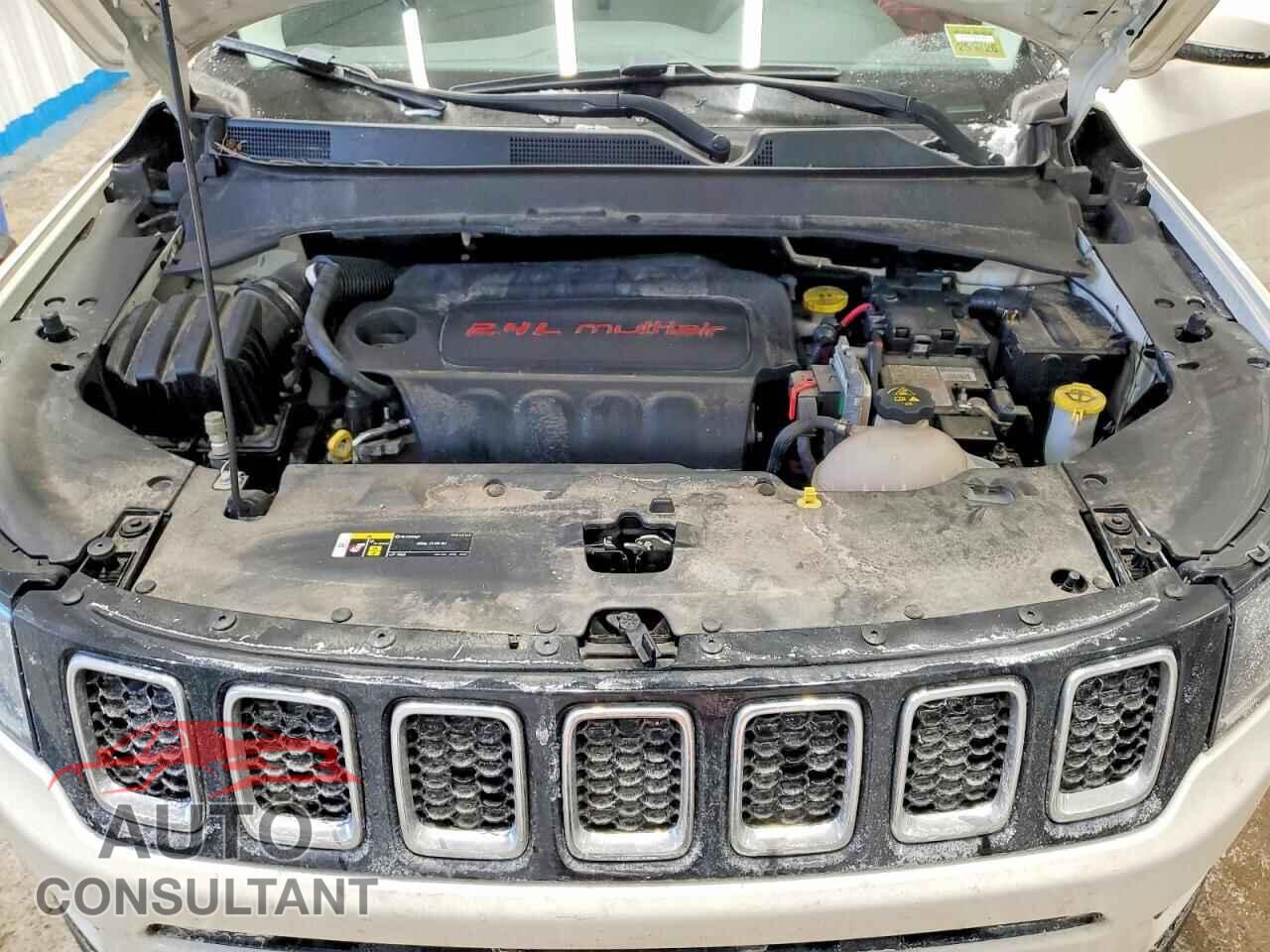 JEEP COMPASS 2018 - 3C4NJDBB2JT290853