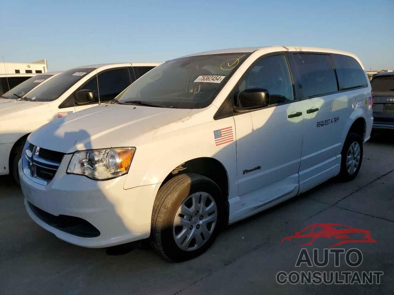 DODGE CARAVAN 2019 - 2C7WDGBG8KR698838