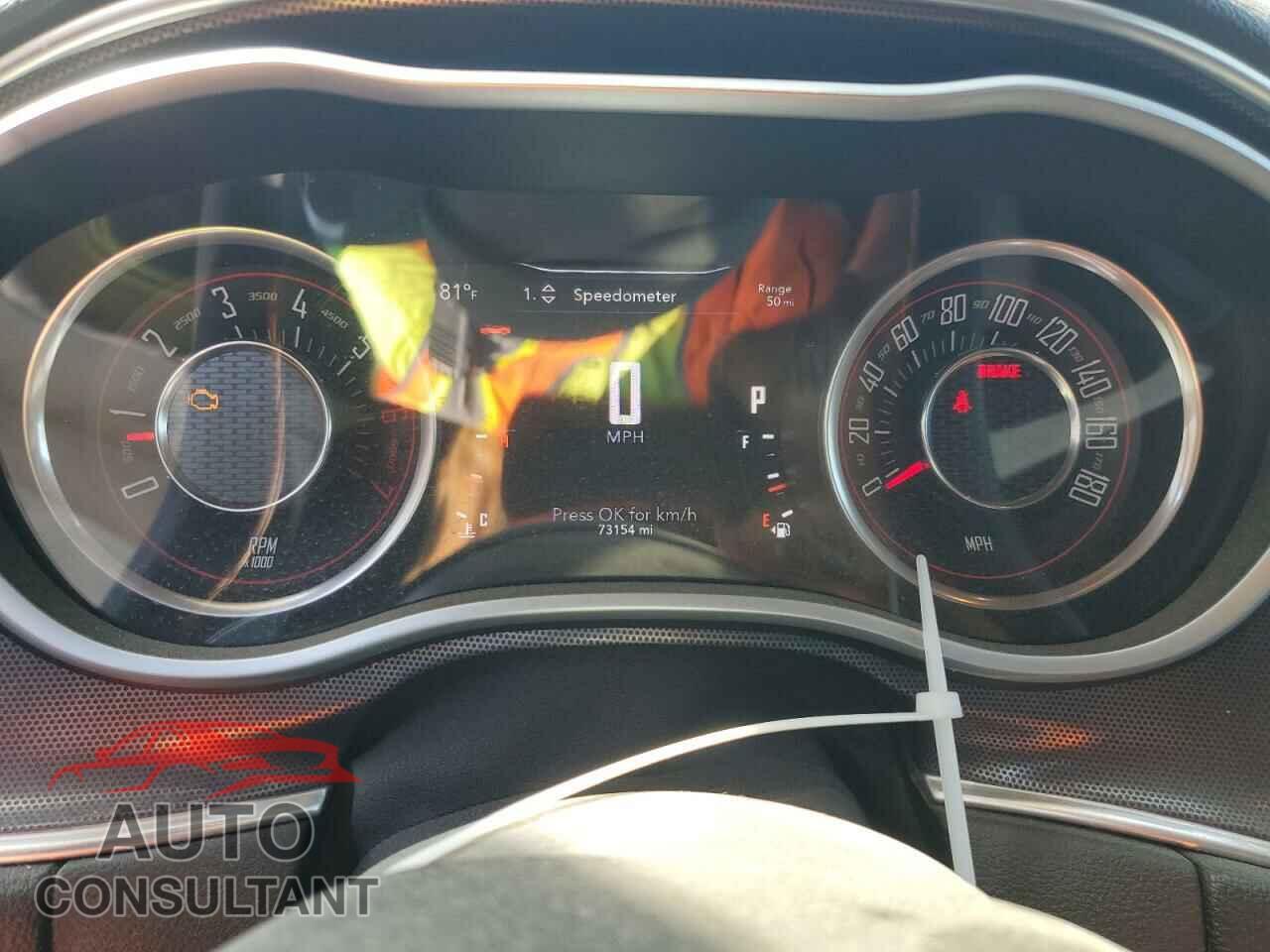 DODGE CHALLENGER 2015 - 2C3CDZFJ1FH712516
