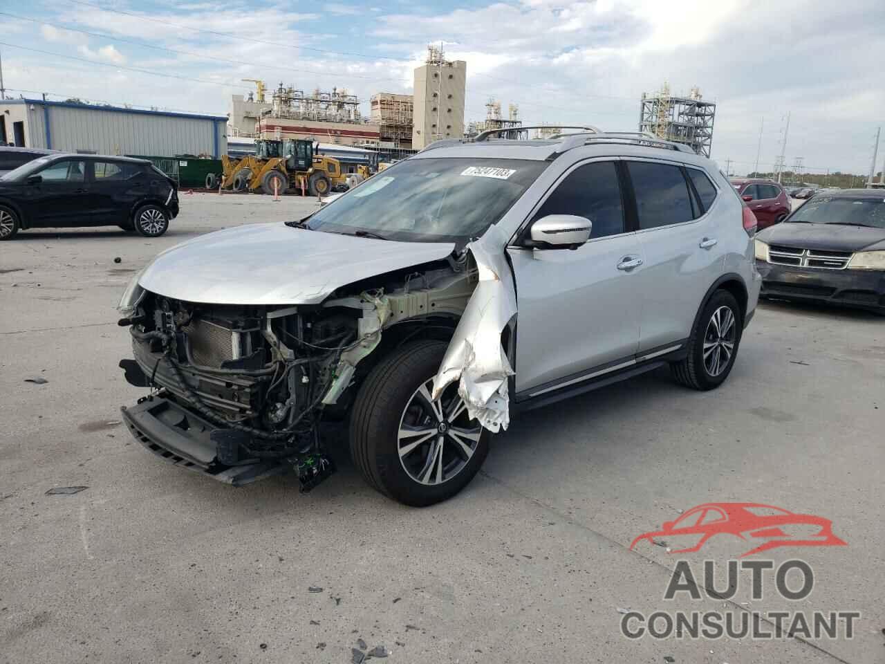 NISSAN ROGUE 2017 - 5N1AT2MT2HC747116