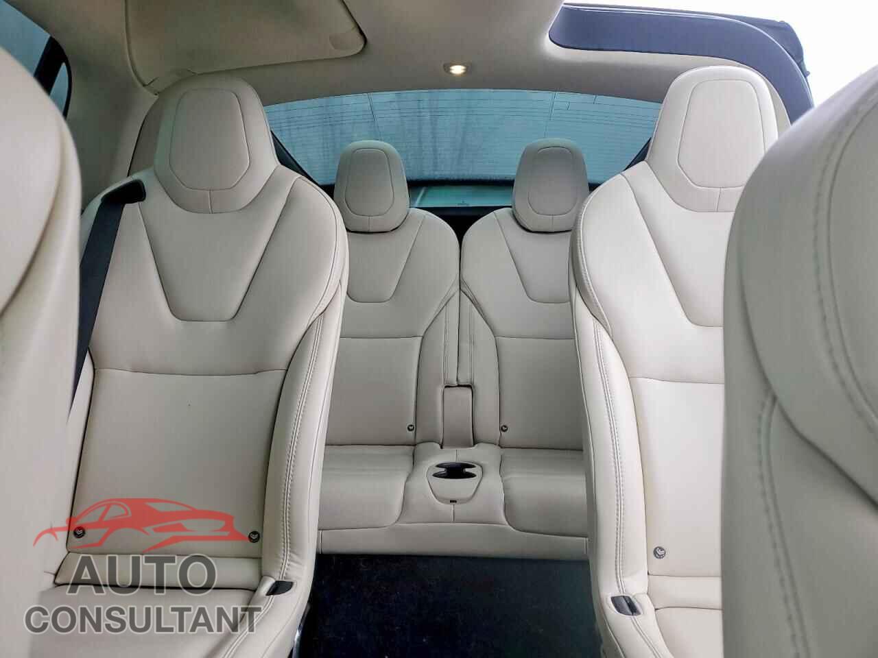 TESLA MODEL X 2018 - 5YJXCBE20JF127748