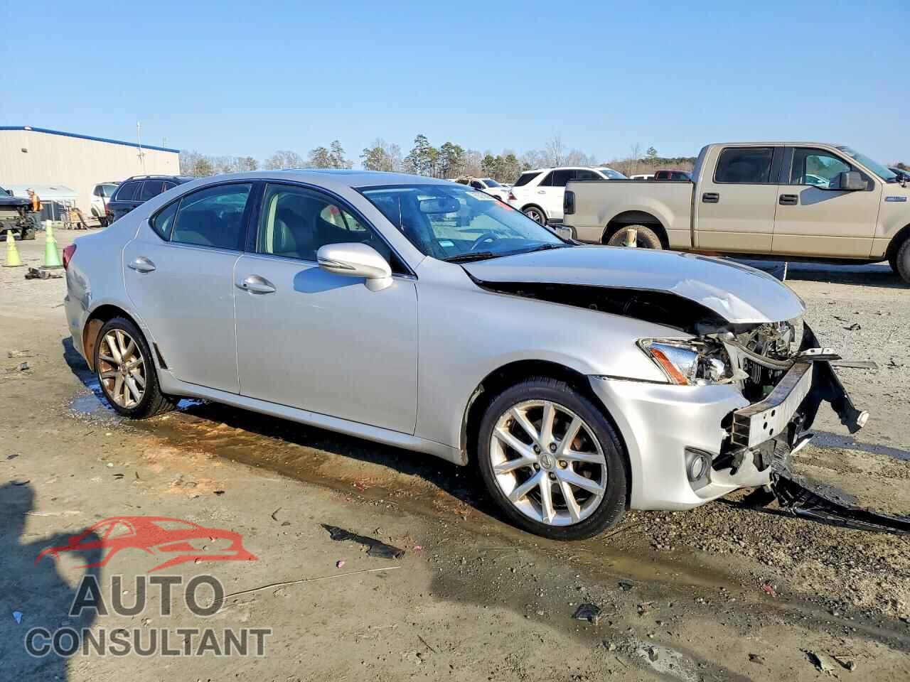 LEXUS IS 2012 - JTHCF5C2XC5055356