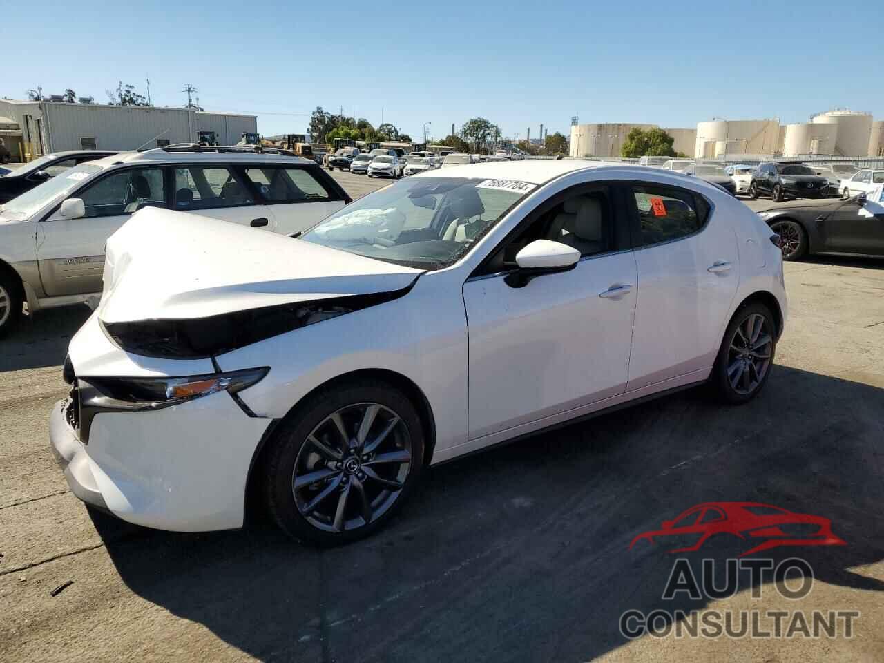 MAZDA 3 2019 - JM1BPBMM7K1124132