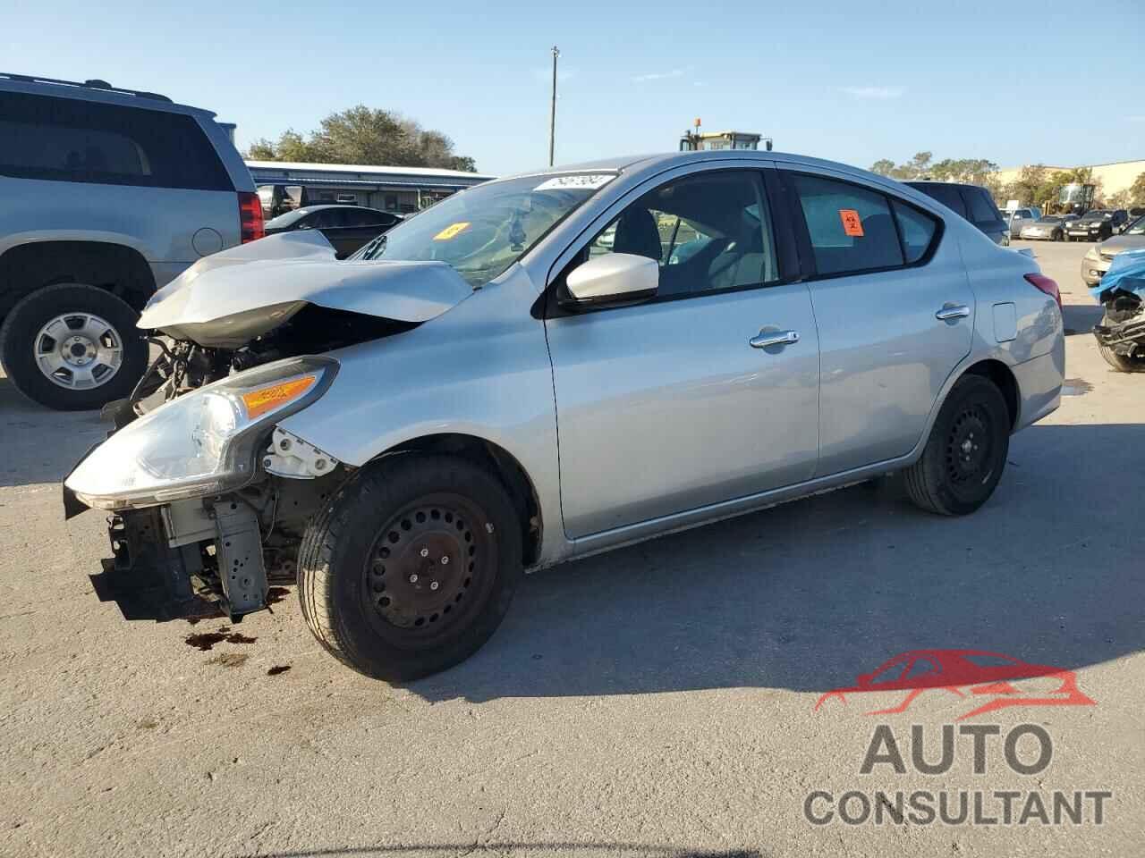 NISSAN VERSA 2017 - 3N1CN7AP0HK452282