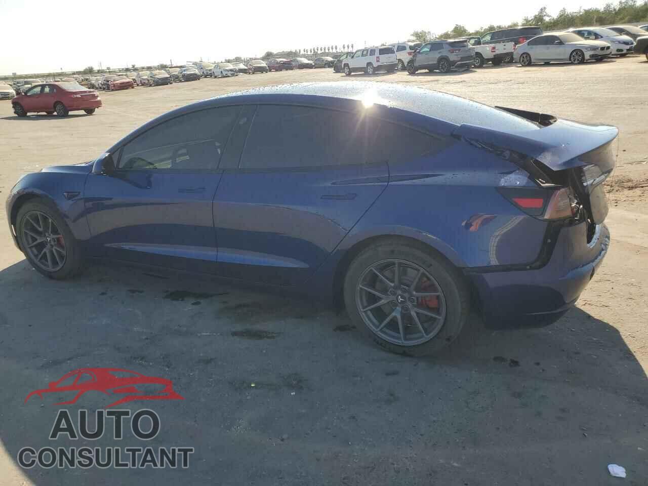 TESLA MODEL 3 2021 - 5YJ3E1EA0MF072071