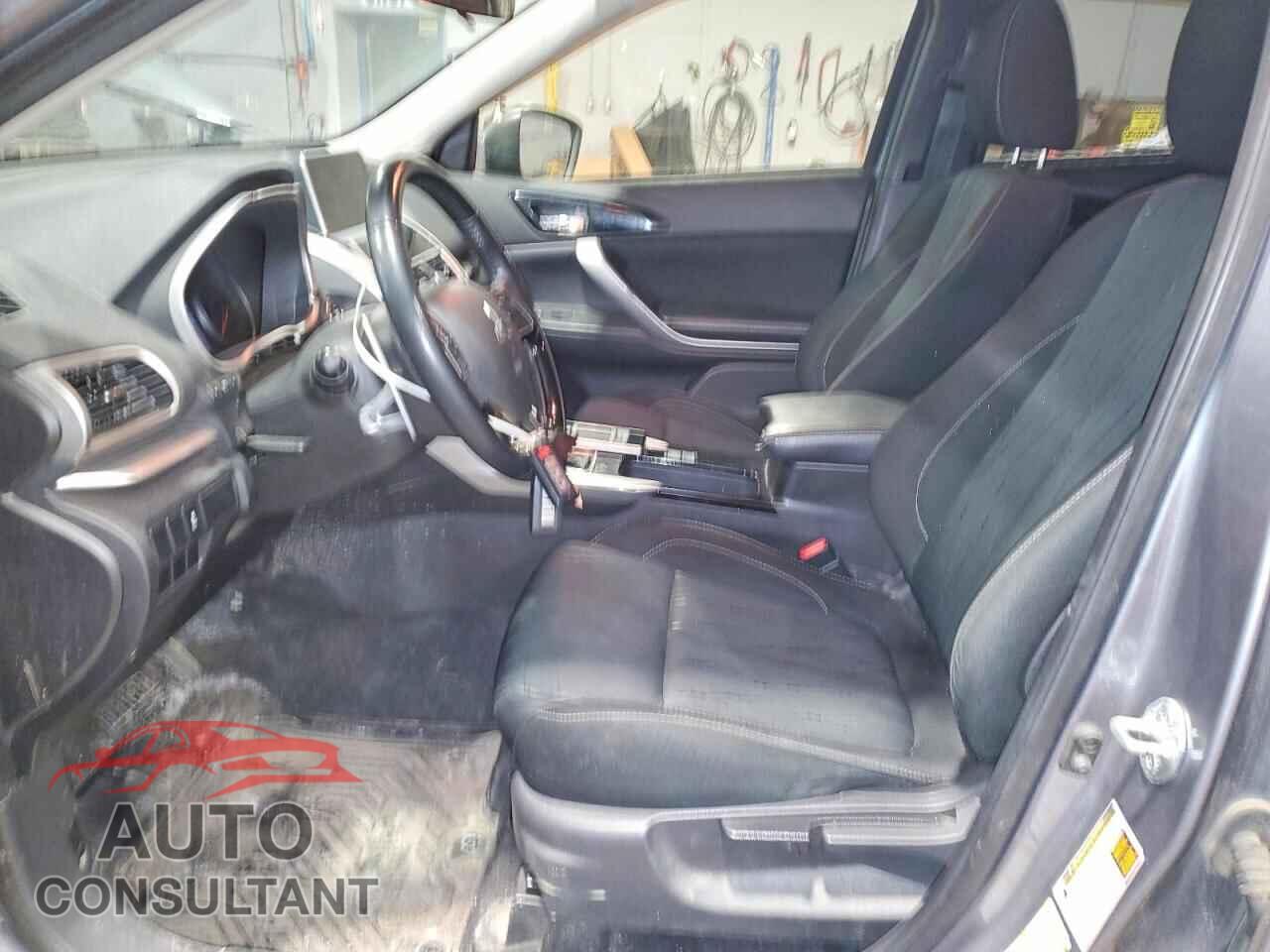 MITSUBISHI ECLIPSE CROSS 2018 - JA4AT4AA0JZ607968