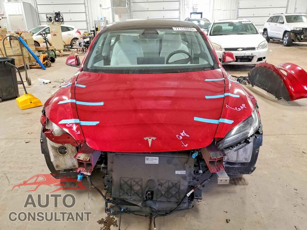 TESLA MODEL 3 2024 - 5YJ3E1EA5RF801866