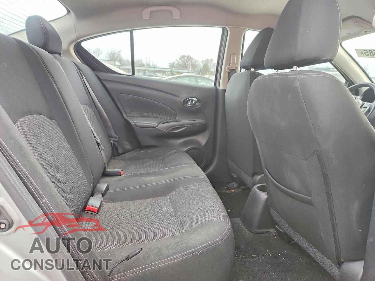 NISSAN VERSA 2019 - 3N1CN7AP3KL876248
