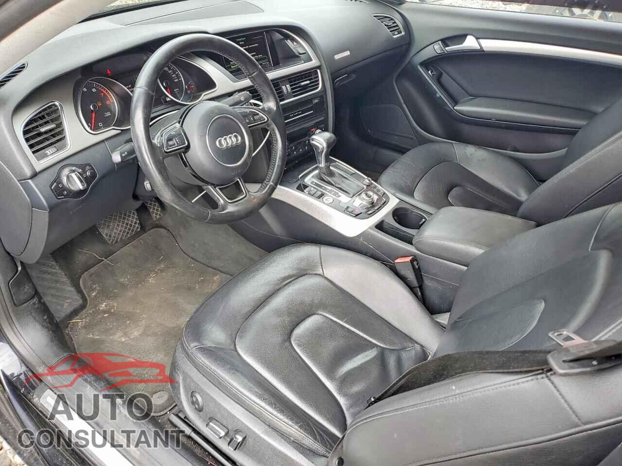AUDI A5 2013 - WAULFAFR5DA020992