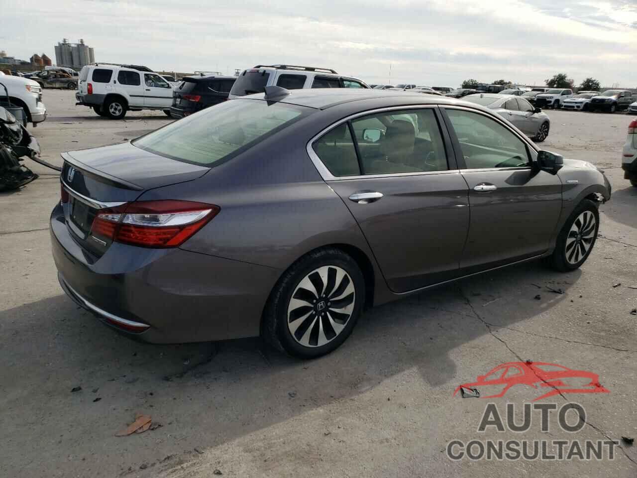 HONDA ACCORD 2017 - JHMCR6F52HC019327