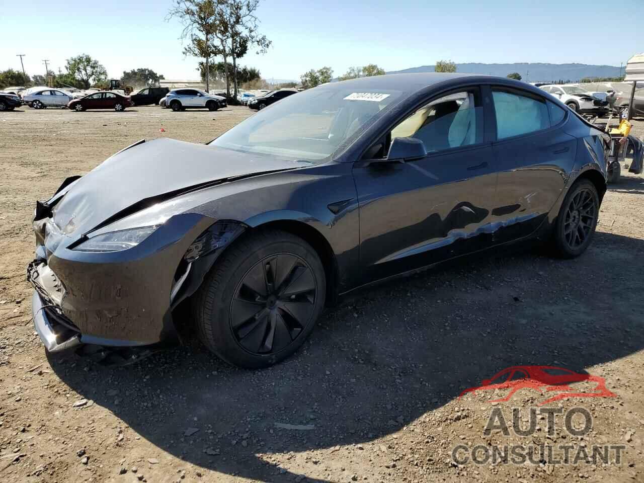 TESLA MODEL 3 2024 - 5YJ3E1EA4RF743197