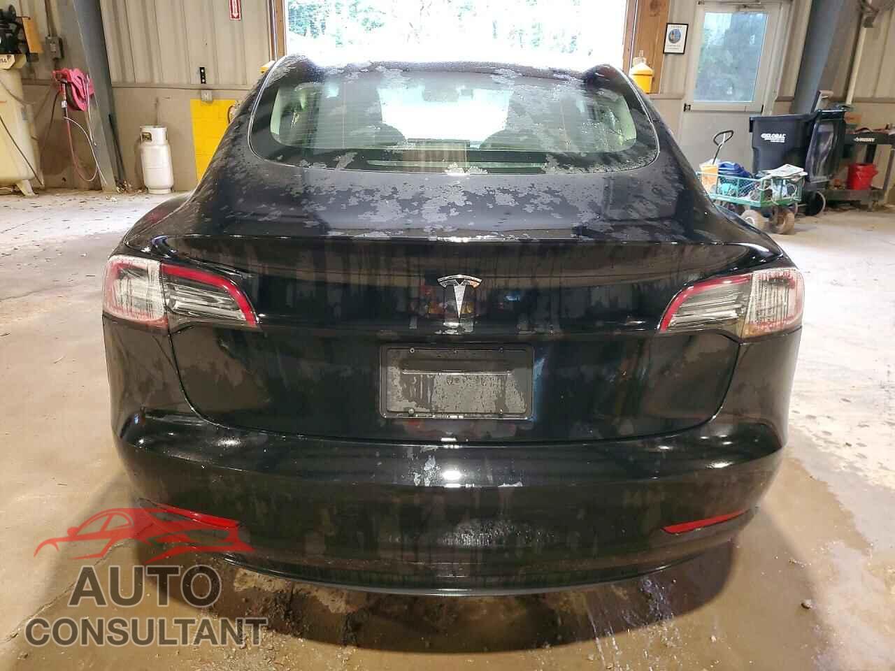 TESLA MODEL 3 2023 - 5YJ3E1EA3PF435404