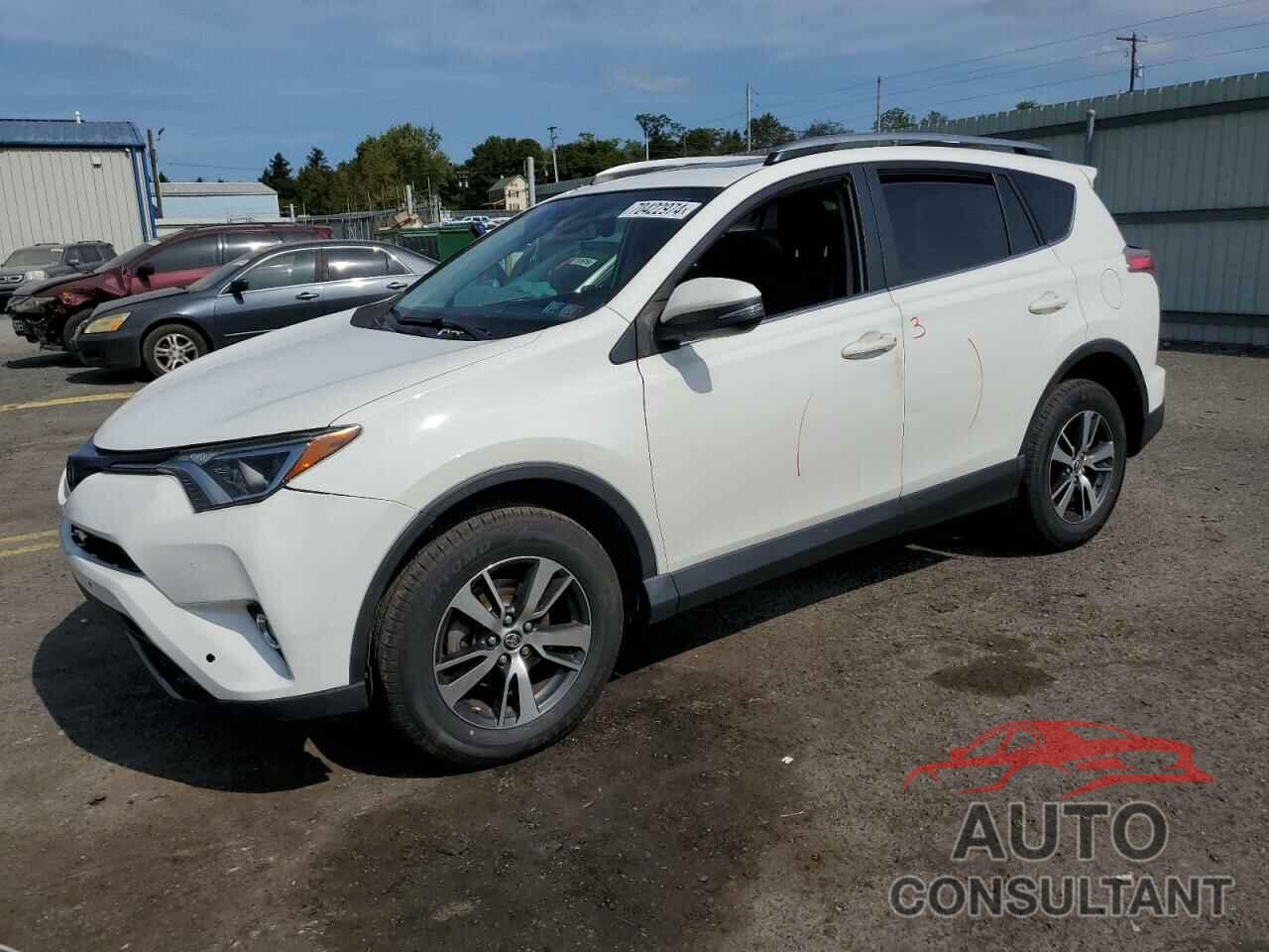 TOYOTA RAV4 2018 - JTMRFREV5JJ717343