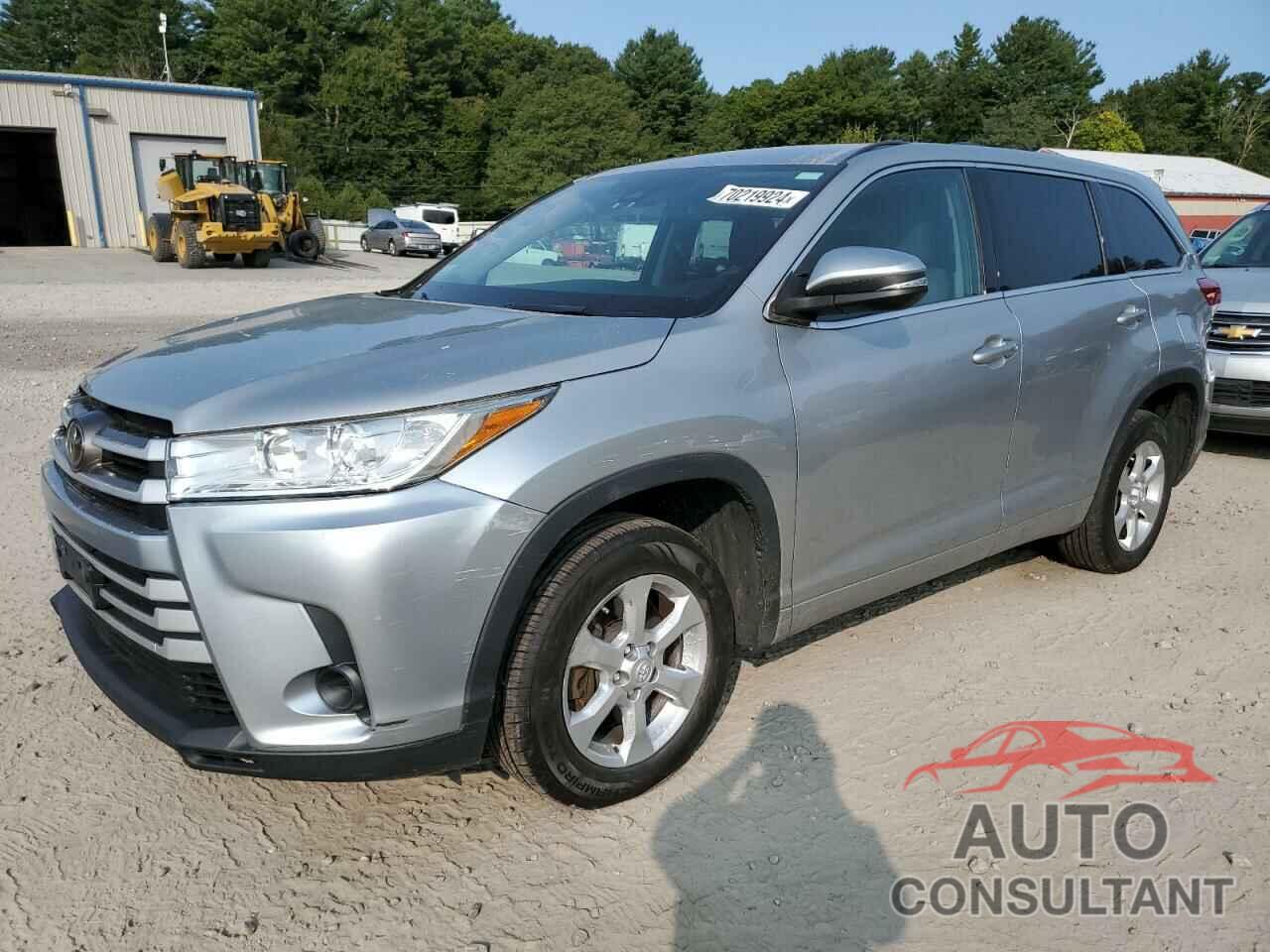 TOYOTA HIGHLANDER 2017 - 5TDZARFHXHS024742