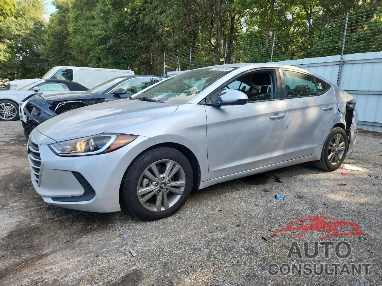 HYUNDAI ELANTRA 2018 - KMHD84LF3JU467131