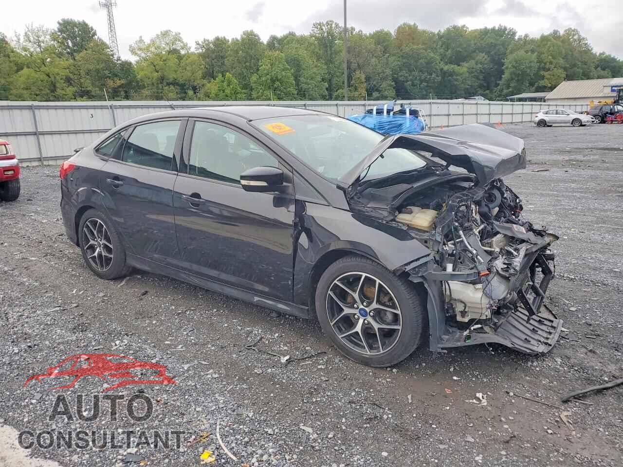 FORD FOCUS 2015 - 1FADP3FE3FL372401