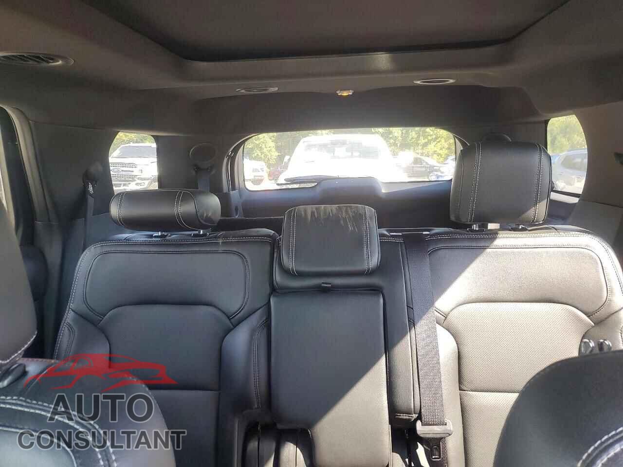 FORD EXPLORER 2017 - 1FM5K7F85HGA58741