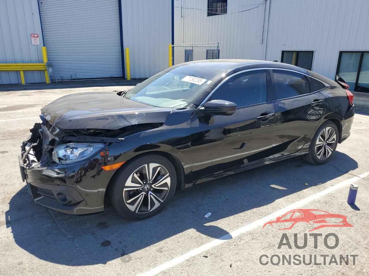 HONDA CIVIC 2018 - JHMFC1F32JX038913