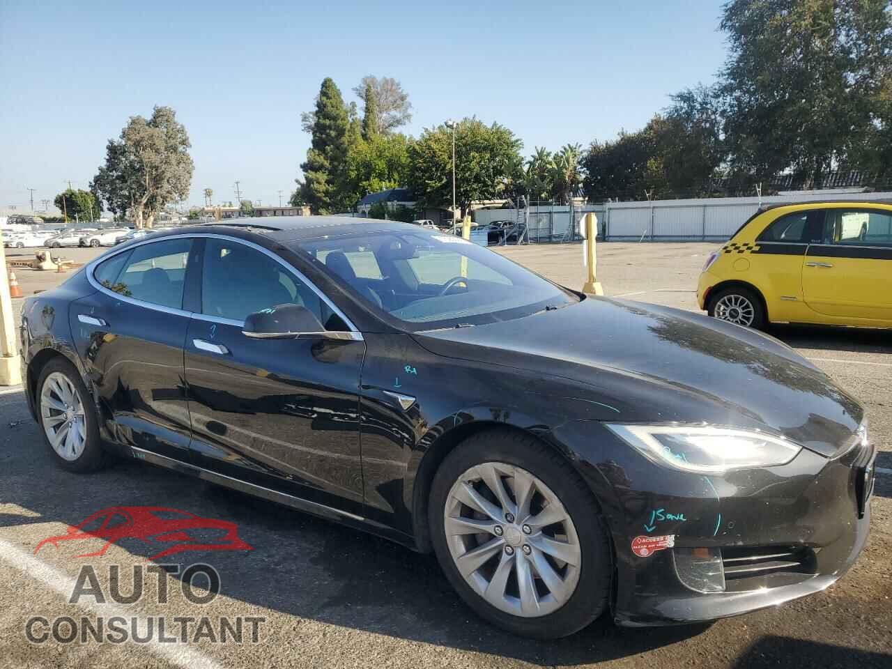 TESLA MODEL S 2017 - 5YJSA1E11HF202954