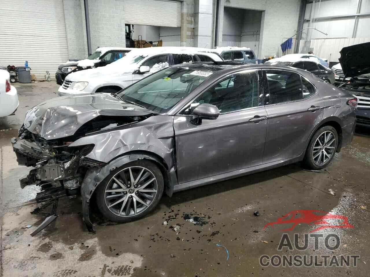 TOYOTA CAMRY 2022 - 4T1F11BKXNU053358