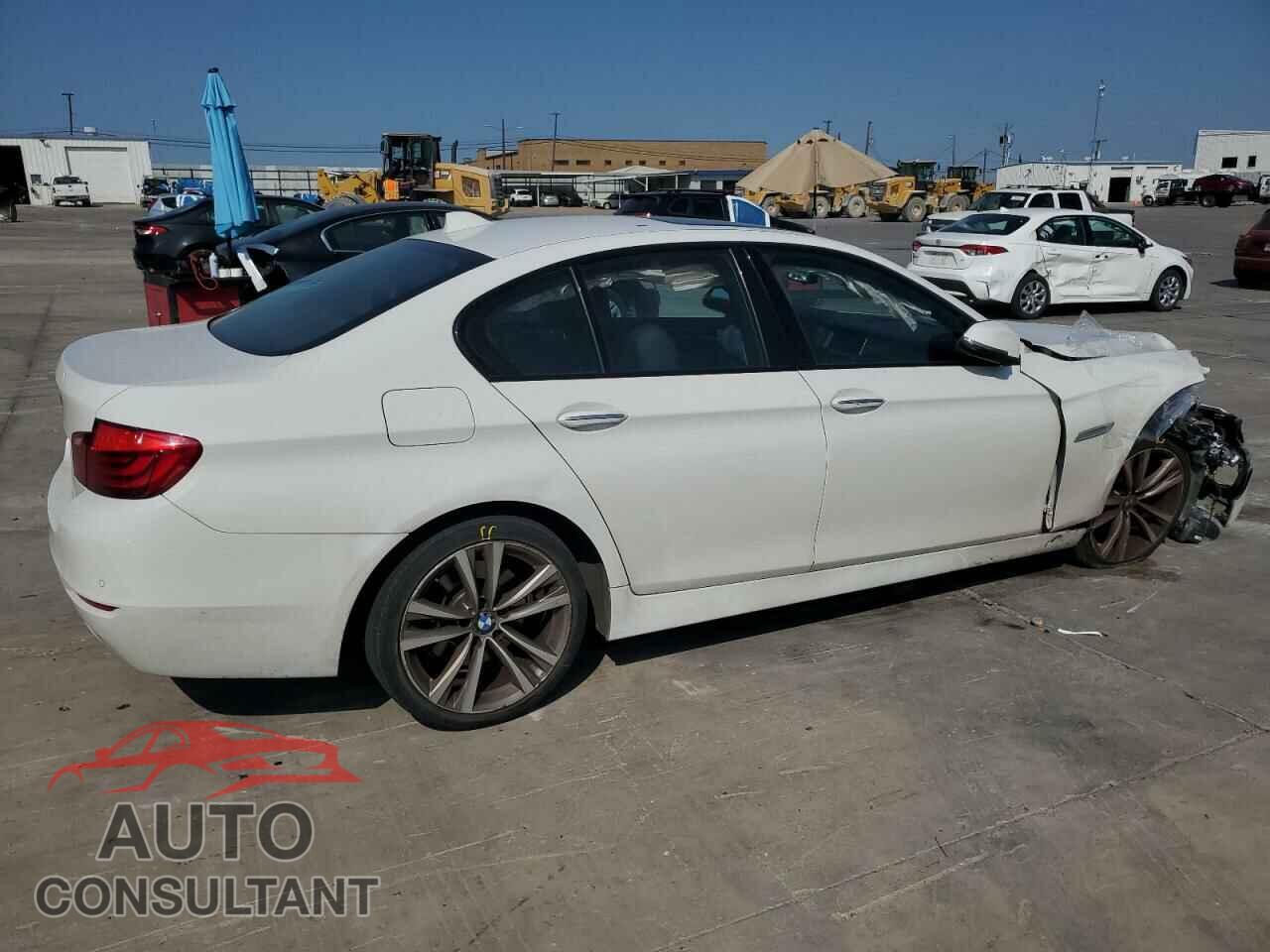 BMW 5 SERIES 2016 - WBA5A5C50GG347317