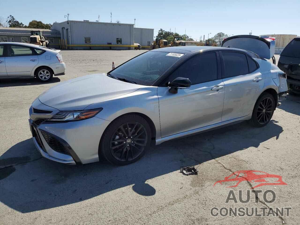 TOYOTA CAMRY 2022 - 4T1KZ1AK9NU064635