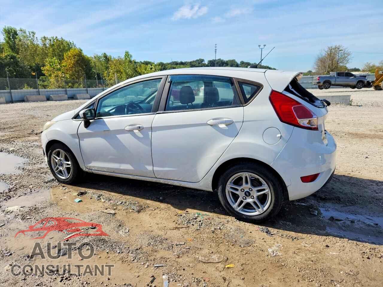 FORD FIESTA 2017 - 3FADP4EJ6HM130899