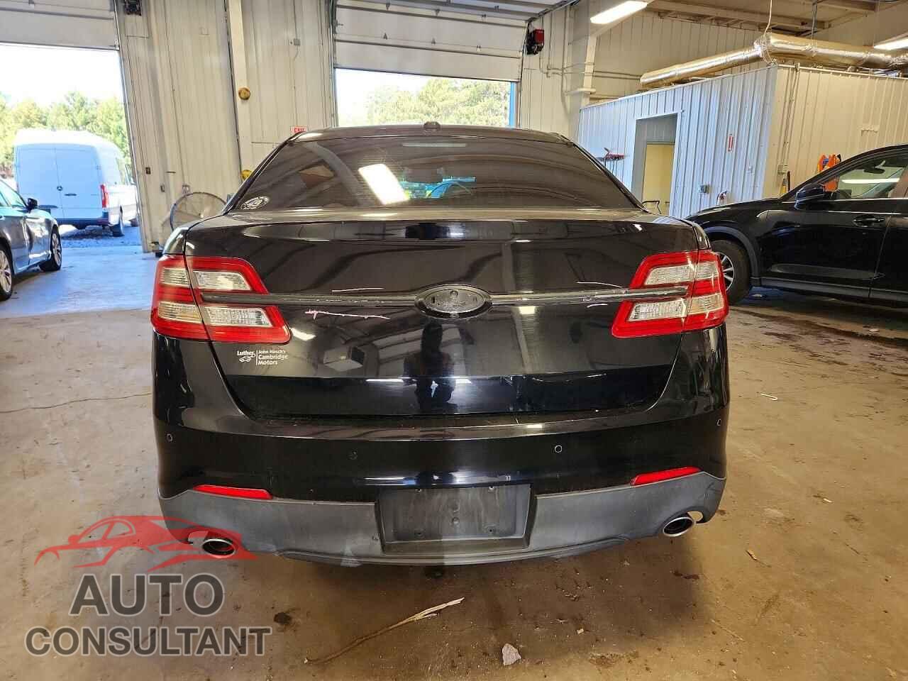 FORD TAURUS 2016 - 1FAHP2F82GG148214