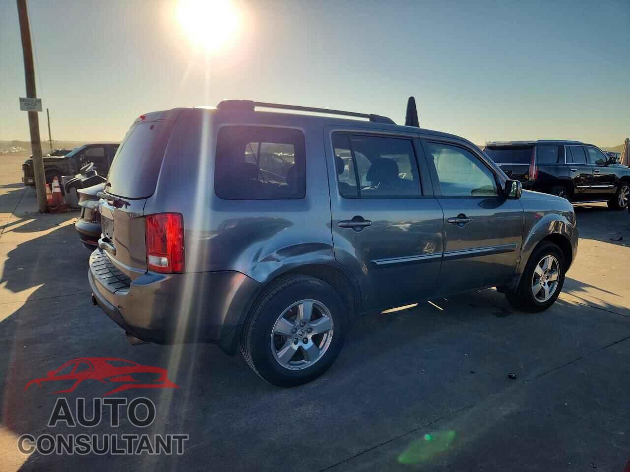 HONDA PILOT 2011 - 5FNYF3H42BB018174