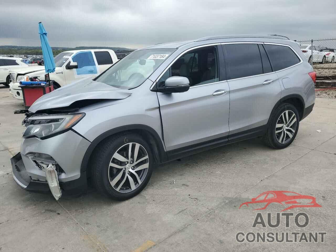 HONDA PILOT 2017 - 5FNYF5H95HB020646