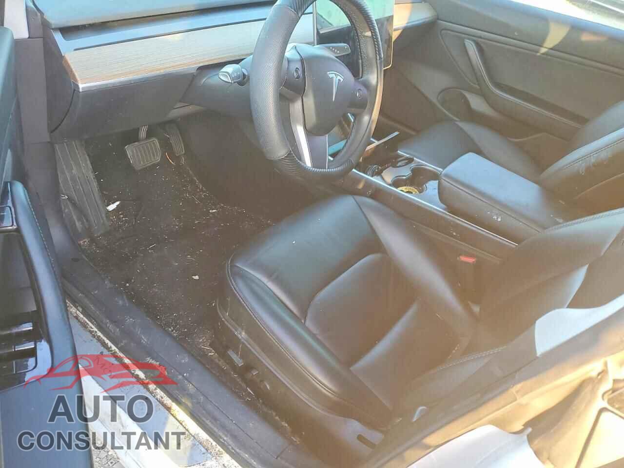 TESLA MODEL 3 2019 - 5YJ3E1EB4KF418323