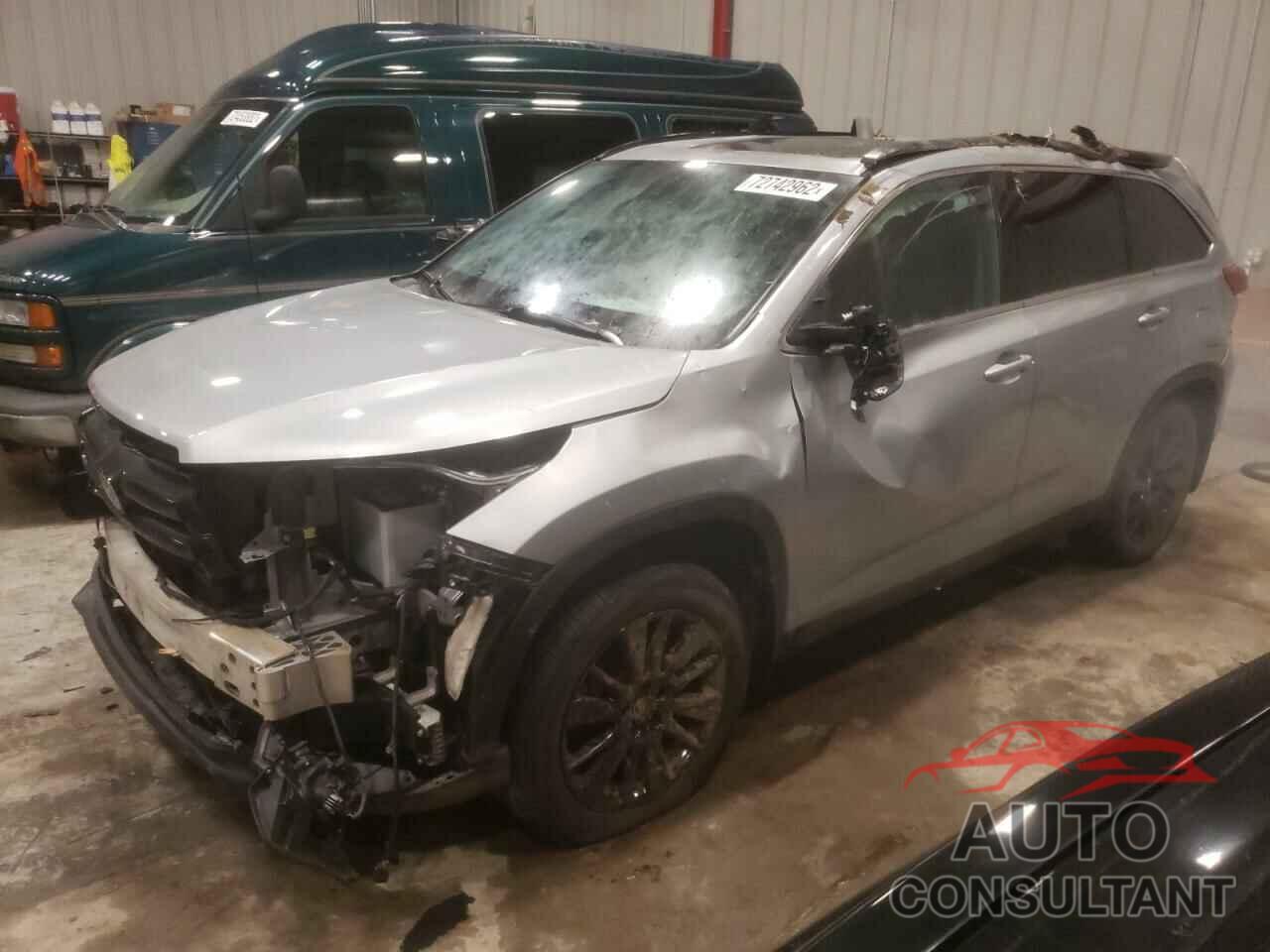 TOYOTA HIGHLANDER 2019 - 5TDJZRFH8KS959030