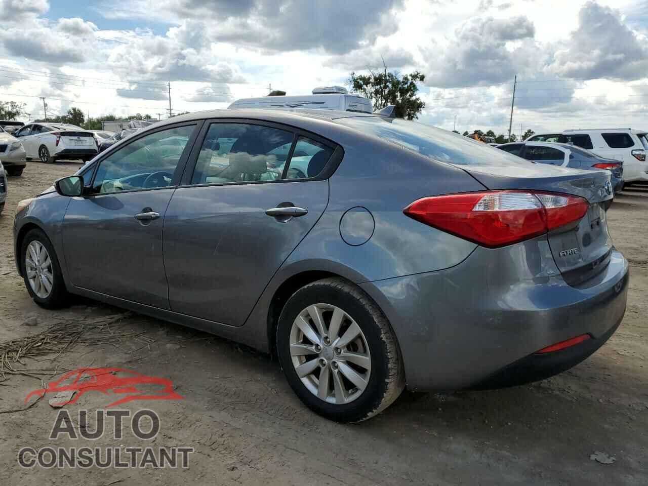 KIA FORTE 2016 - KNAFX4A67G5462128