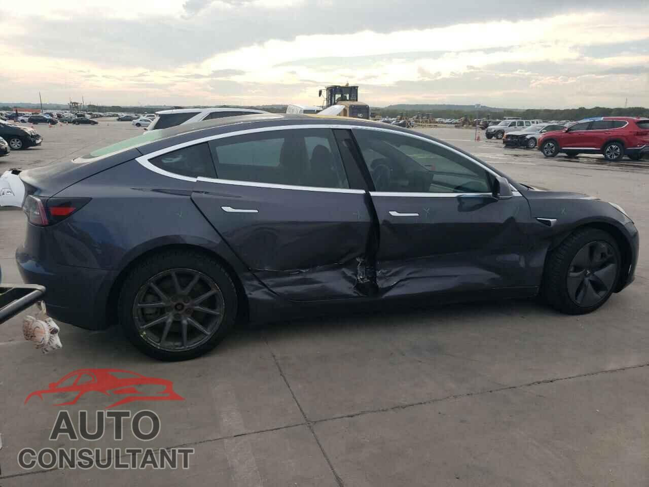 TESLA MODEL 3 2018 - 5YJ3E1EB5JF054265