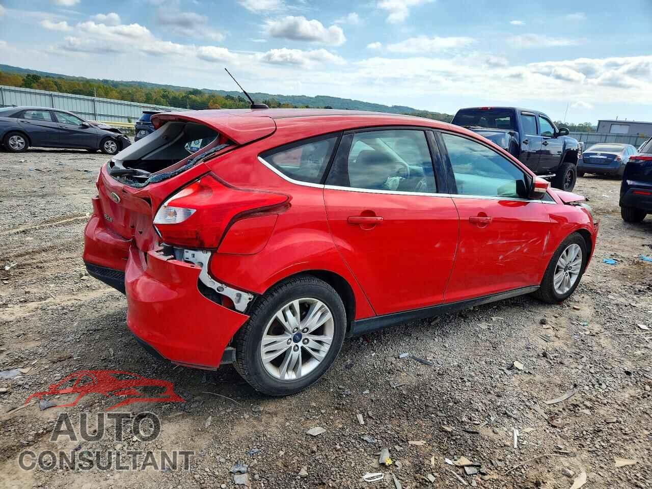 FORD FOCUS 2012 - 1FAHP3M24CL436760