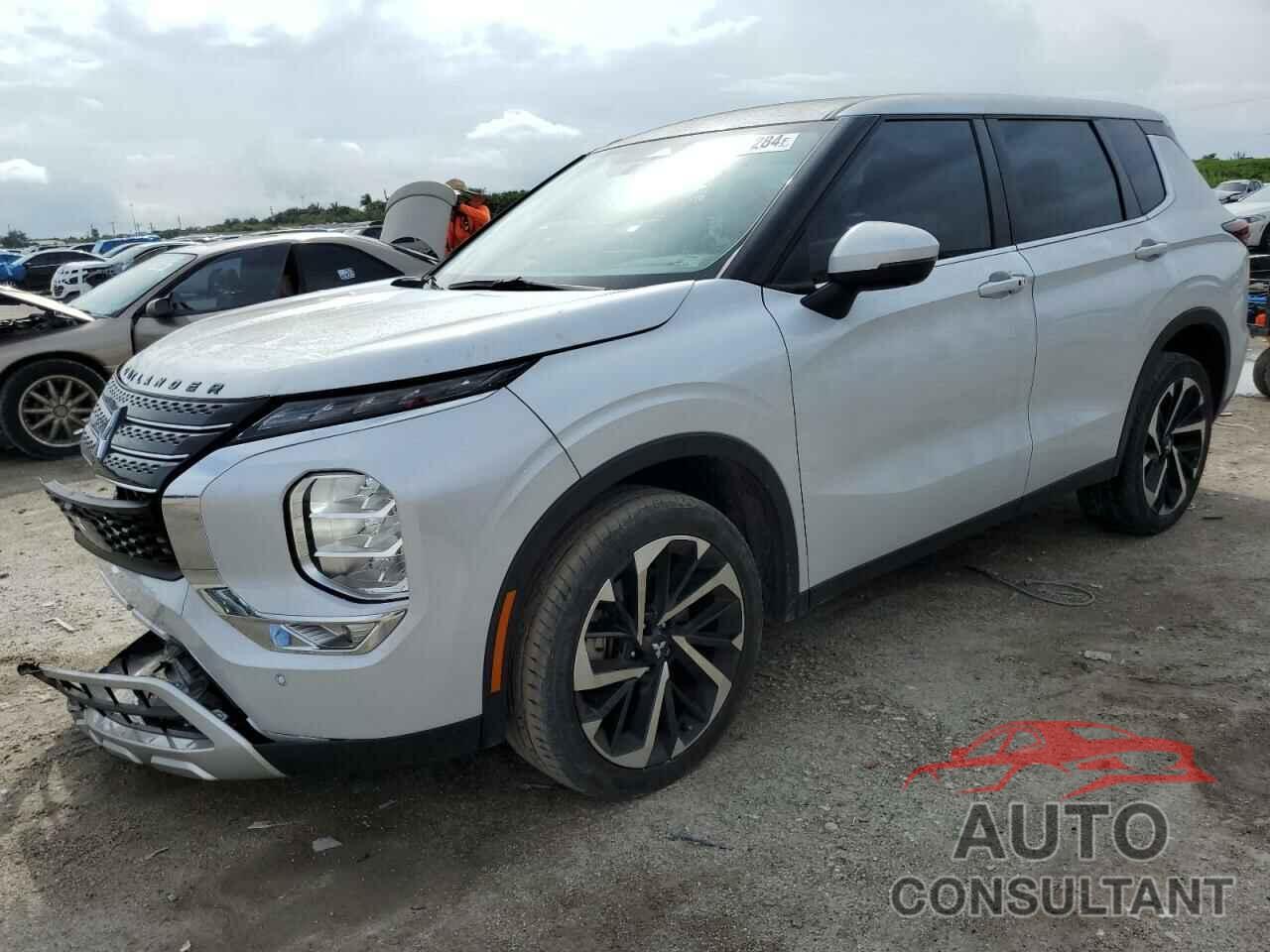 MITSUBISHI OUTLANDER 2022 - JA4J3UA87NZ084242