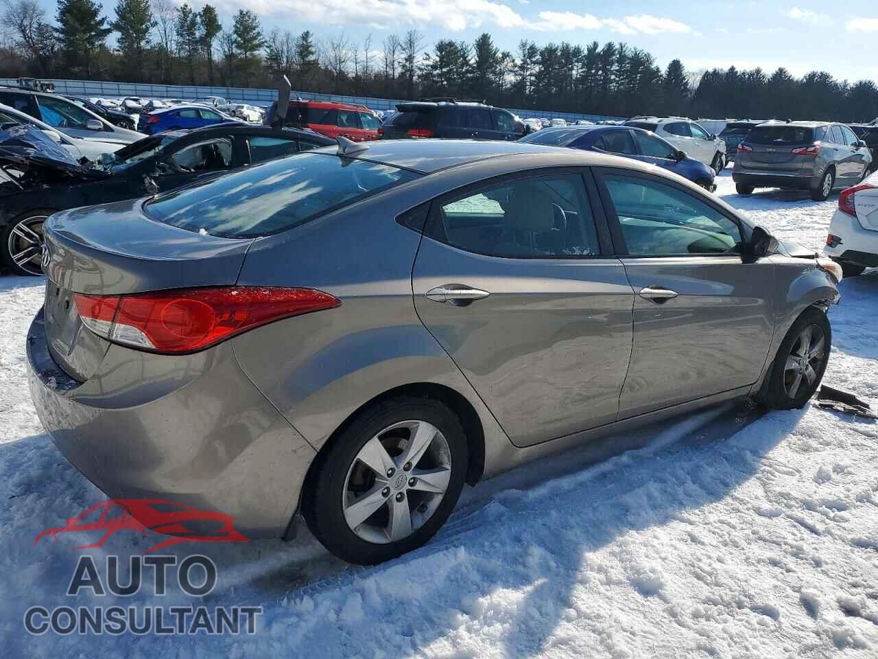 HYUNDAI ELANTRA 2013 - 5NPDH4AE6DH253473