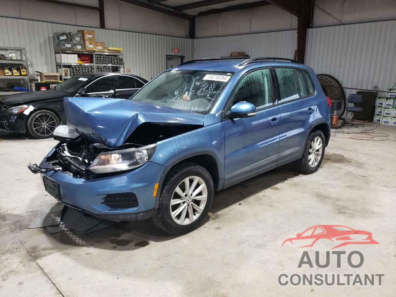 VOLKSWAGEN TIGUAN 2017 - WVGAV7AXXHK041919