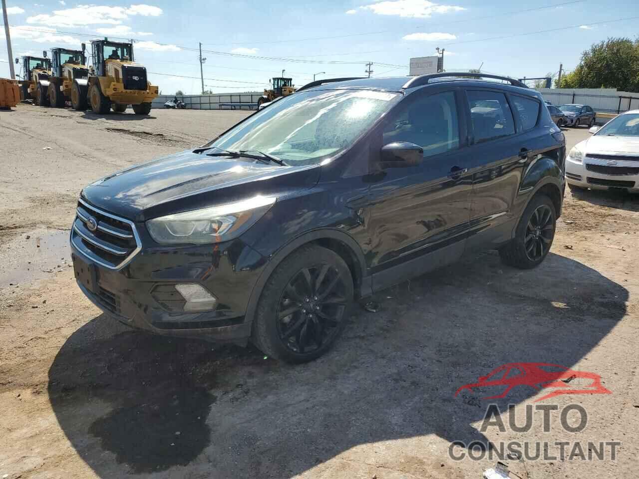 FORD ESCAPE 2017 - 1FMCU0GD4HUA61121