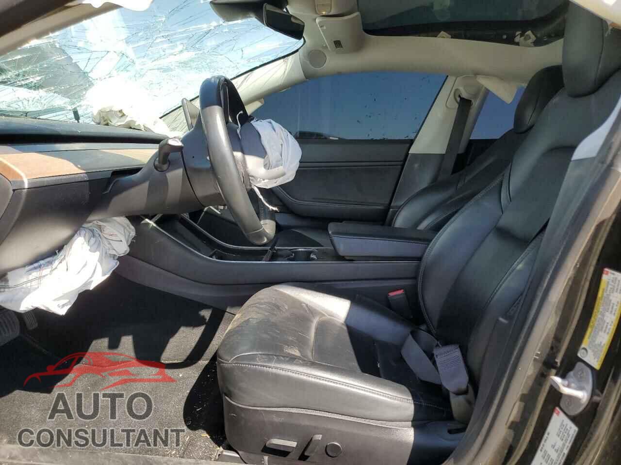 TESLA MODEL 3 2018 - 5YJ3E1EB8JF131808