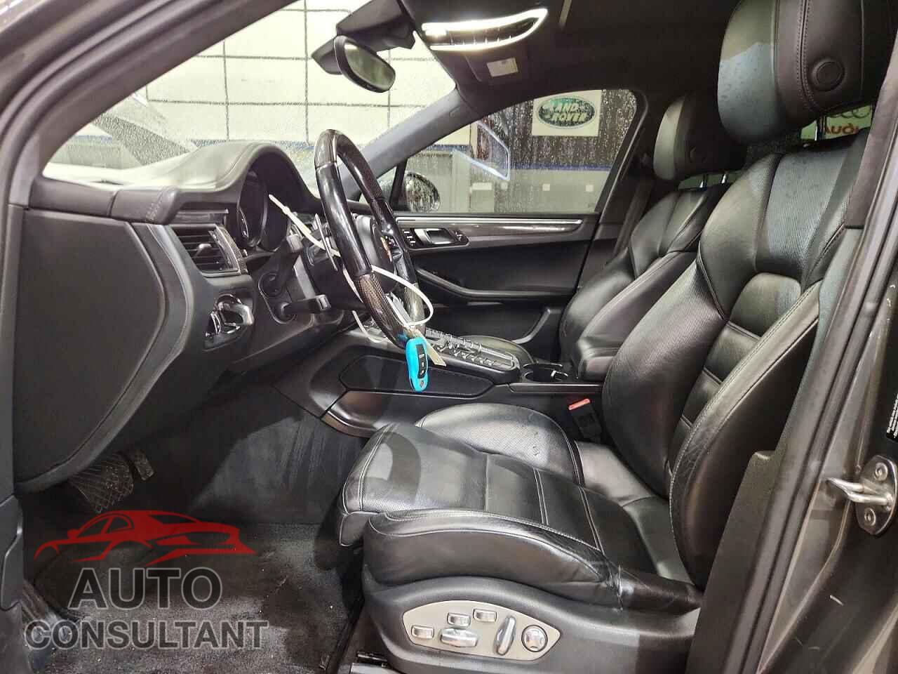 PORSCHE MACAN 2015 - WP1AF2A57FLB90314
